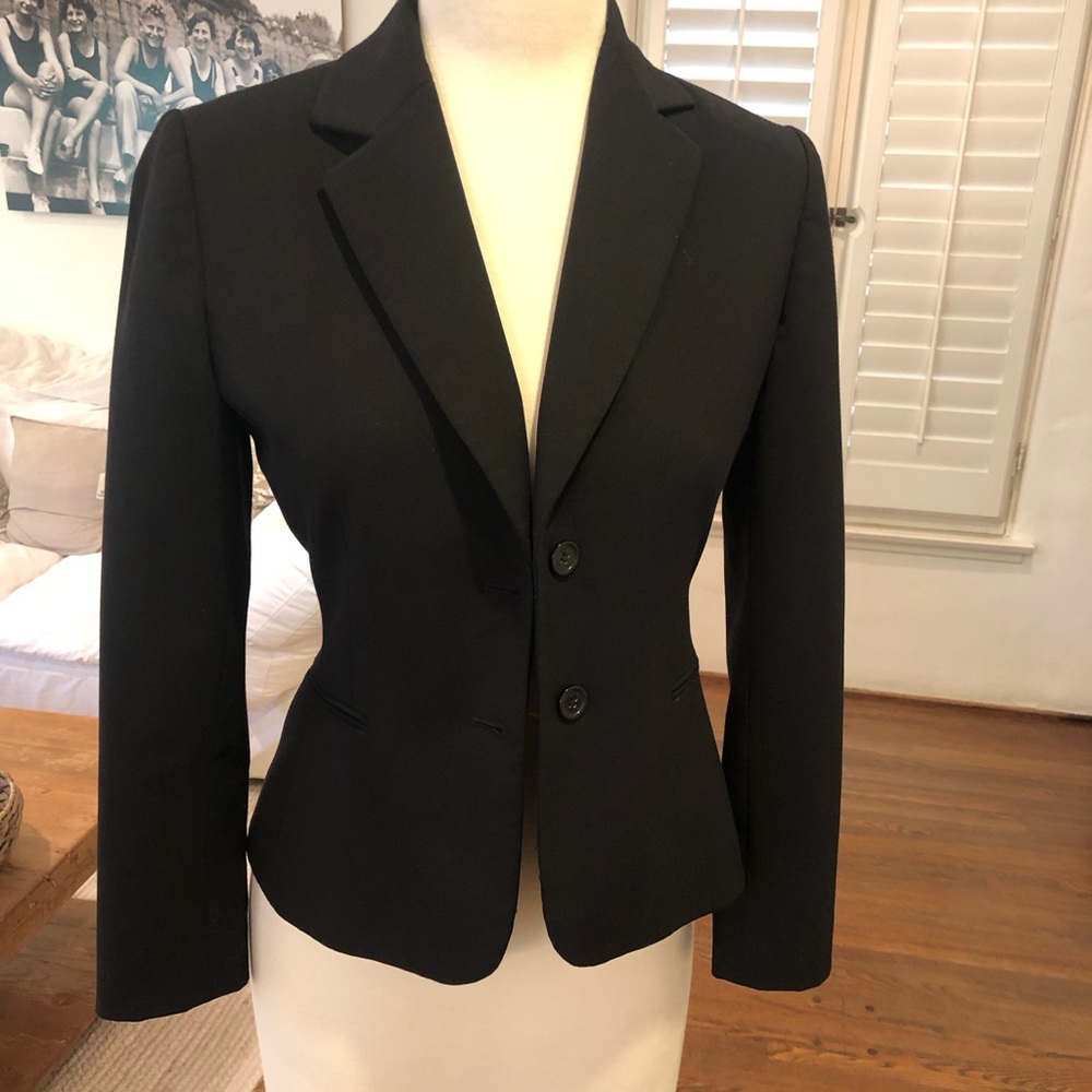 Tahari 2p jacket